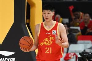 直播吧:胡金秋韧带并无大碍 表示伤病不会影响下场比赛配图