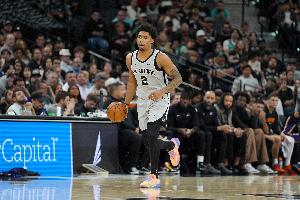 吉诺比利：哈珀双变向背运+扣篮终结 这是绝对美丽的篮球！配图